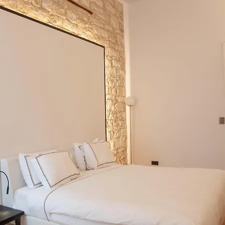 S Paul Hotel 3*