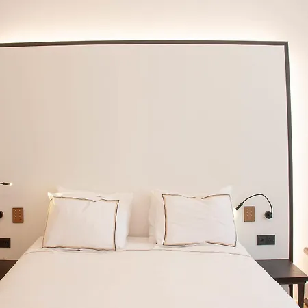 Hotel S Paul 3*