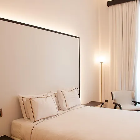 S Paul Hotel