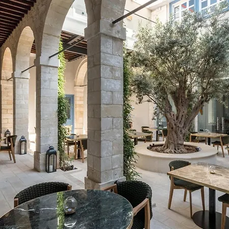 Hotel S Paul 3*